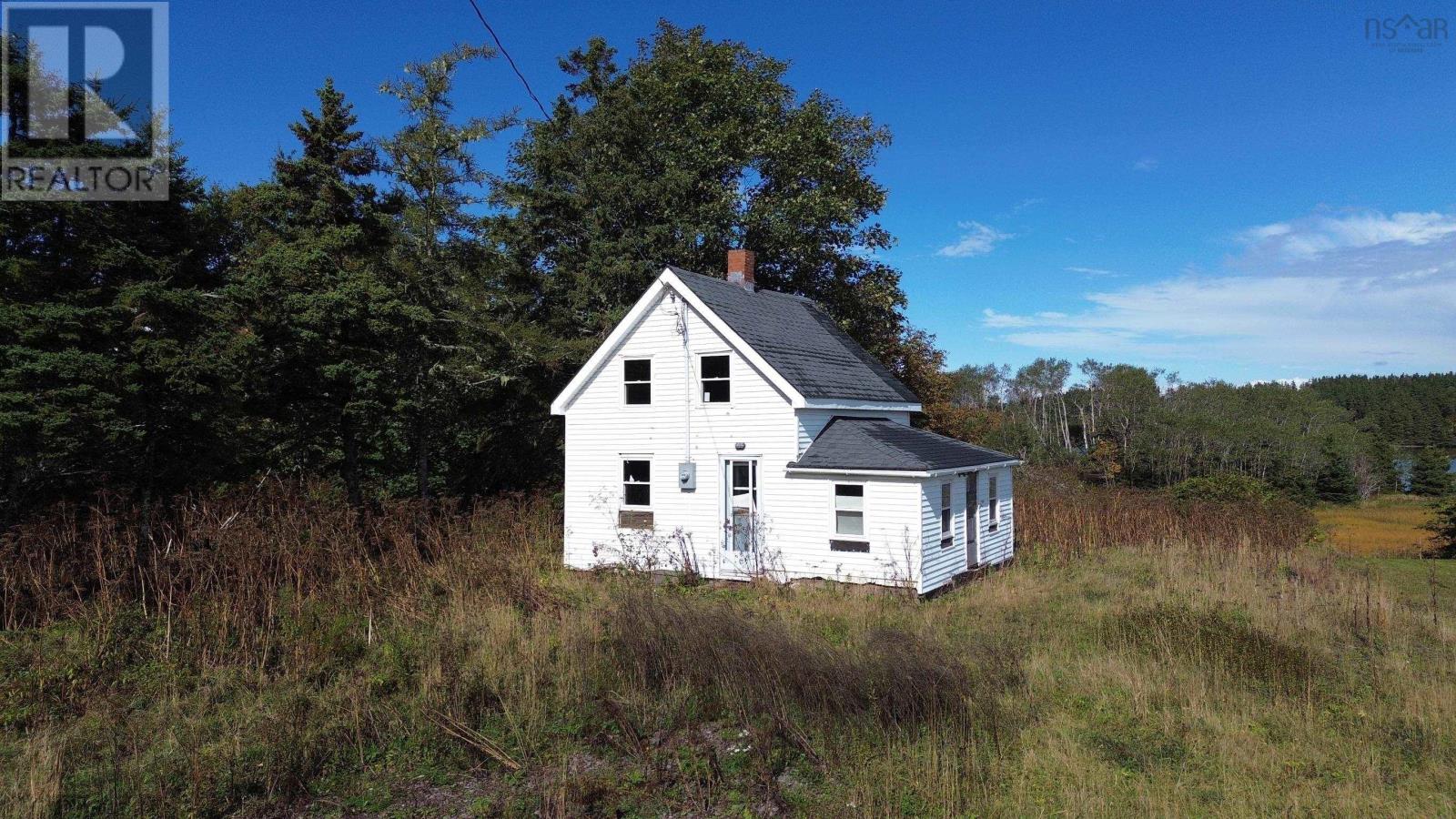 719 Descoussecap La Ronde Rd, Cap La Ronde, NS B0E 1K0