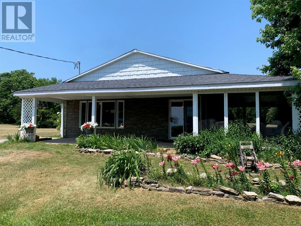 473 S Shore Rd, Pelee Island, ON N0R 1M0