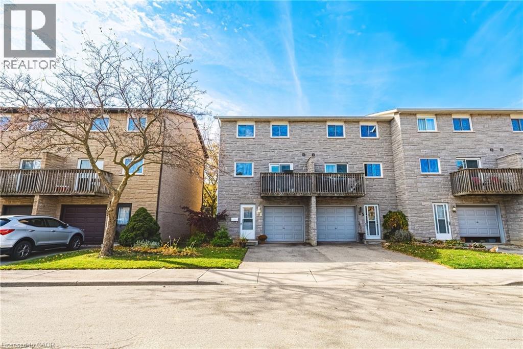 1155 Paramount Drive Unit 26, Hamilton, ON L8J 1P6