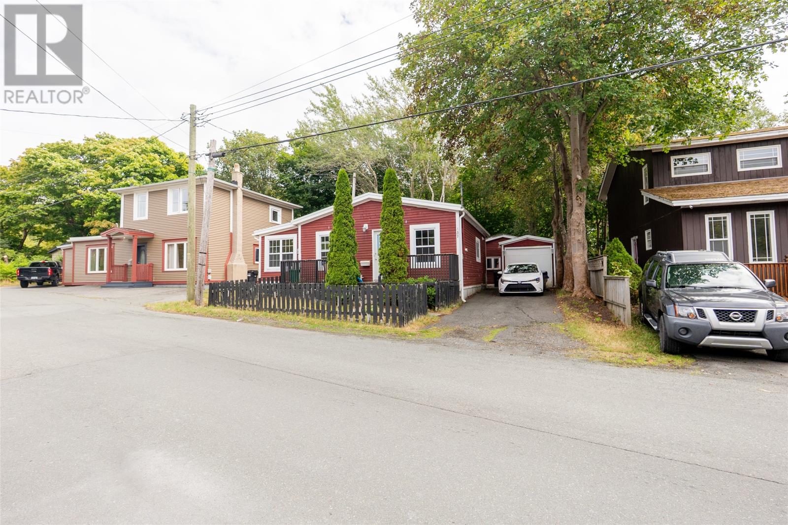 637 Southside Rd, St. John's, NL A1E 1A6