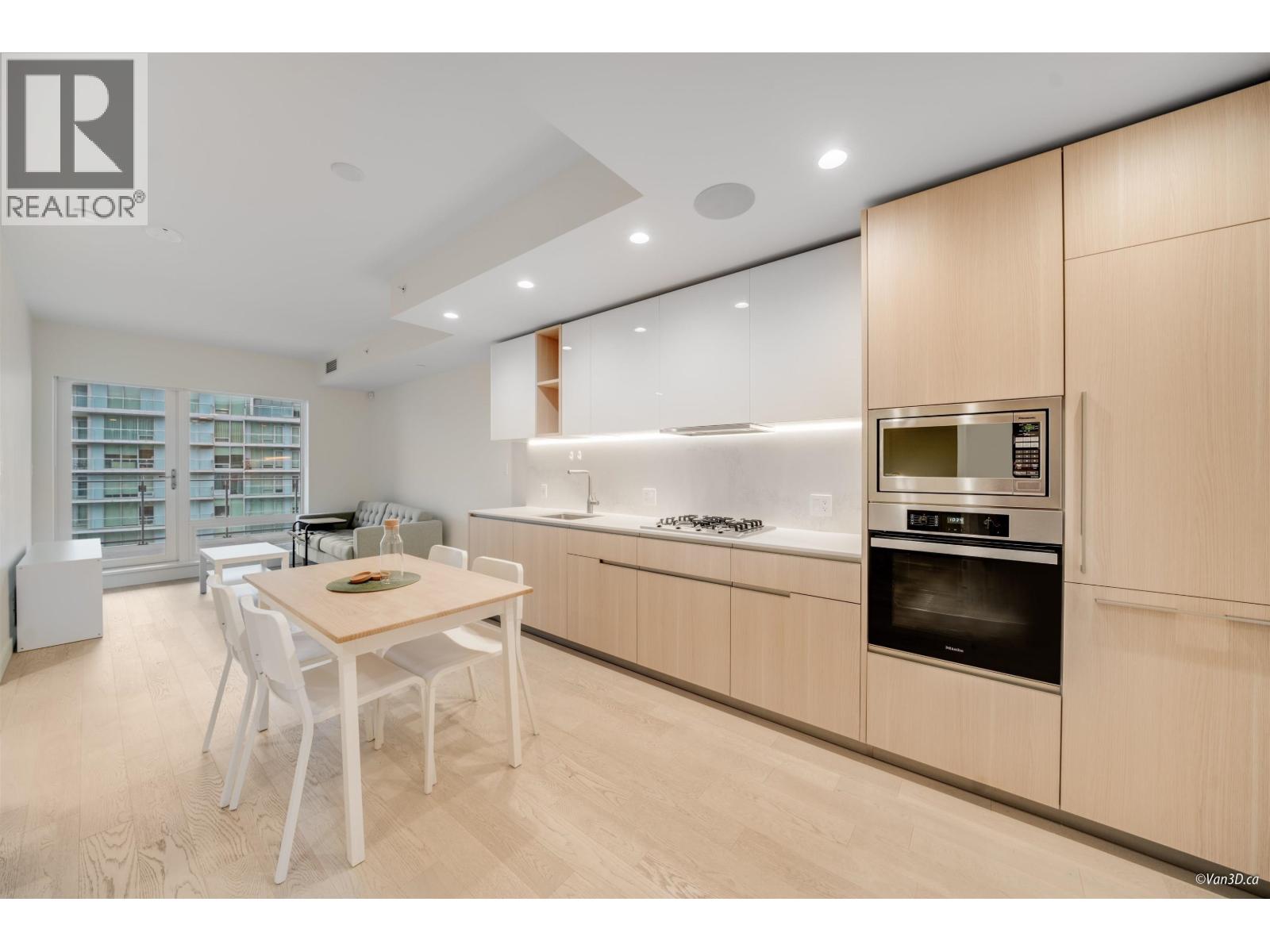 6811 Pearson Way Unit 913, Richmond, BC V7C 0E7