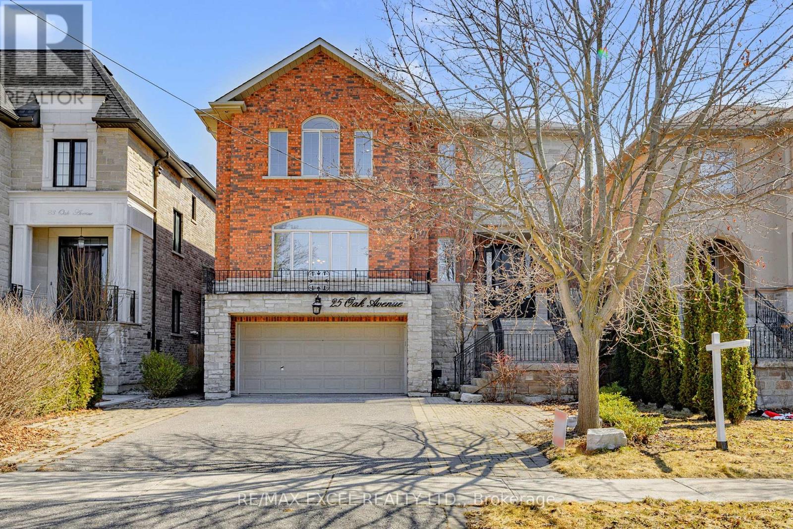 25 Oak Ave, Richmond Hill, ON L4C 6R5