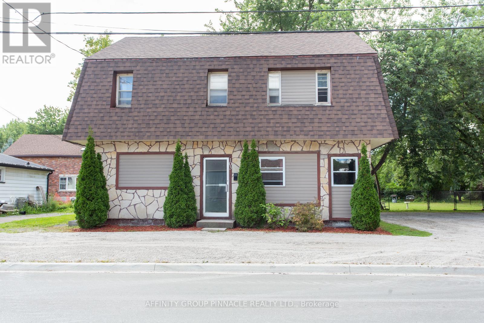 103 Durham St W, Kawartha Lakes, ON K9V 2R2