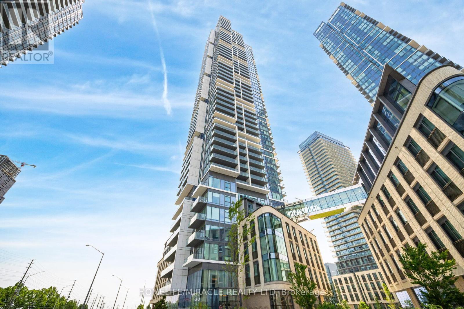 3907 7890 Jane St, Vaughan, ON L4K 0K9