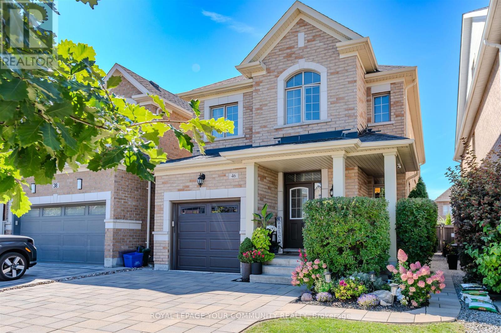 46 Cobb St, Aurora, ON L4G 0W9