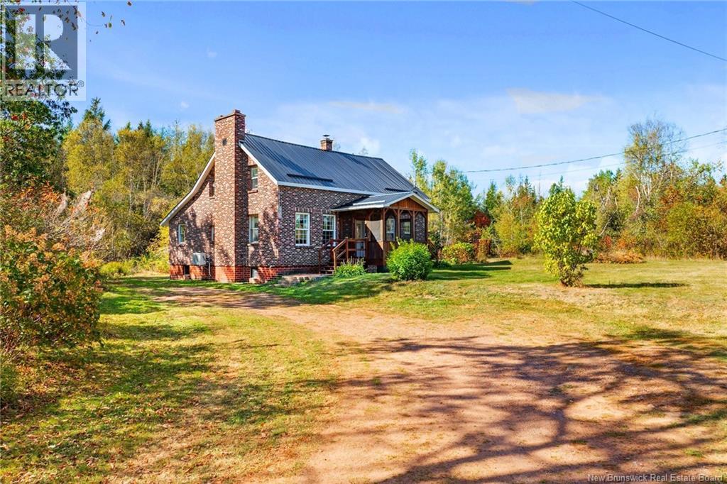 222 Leckey Rd, Briggs Corner, NB E4A 1X2