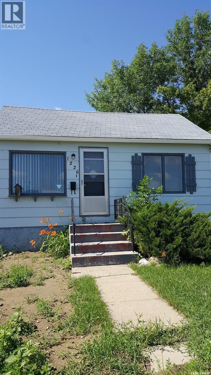 1226 8 Street, Estevan, SK S4A 1H3