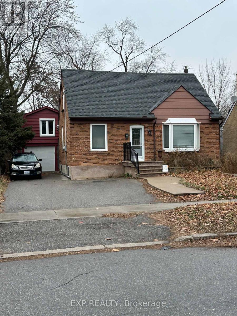 28 Pleasant Ave, Toronto, ON M2M 1L9