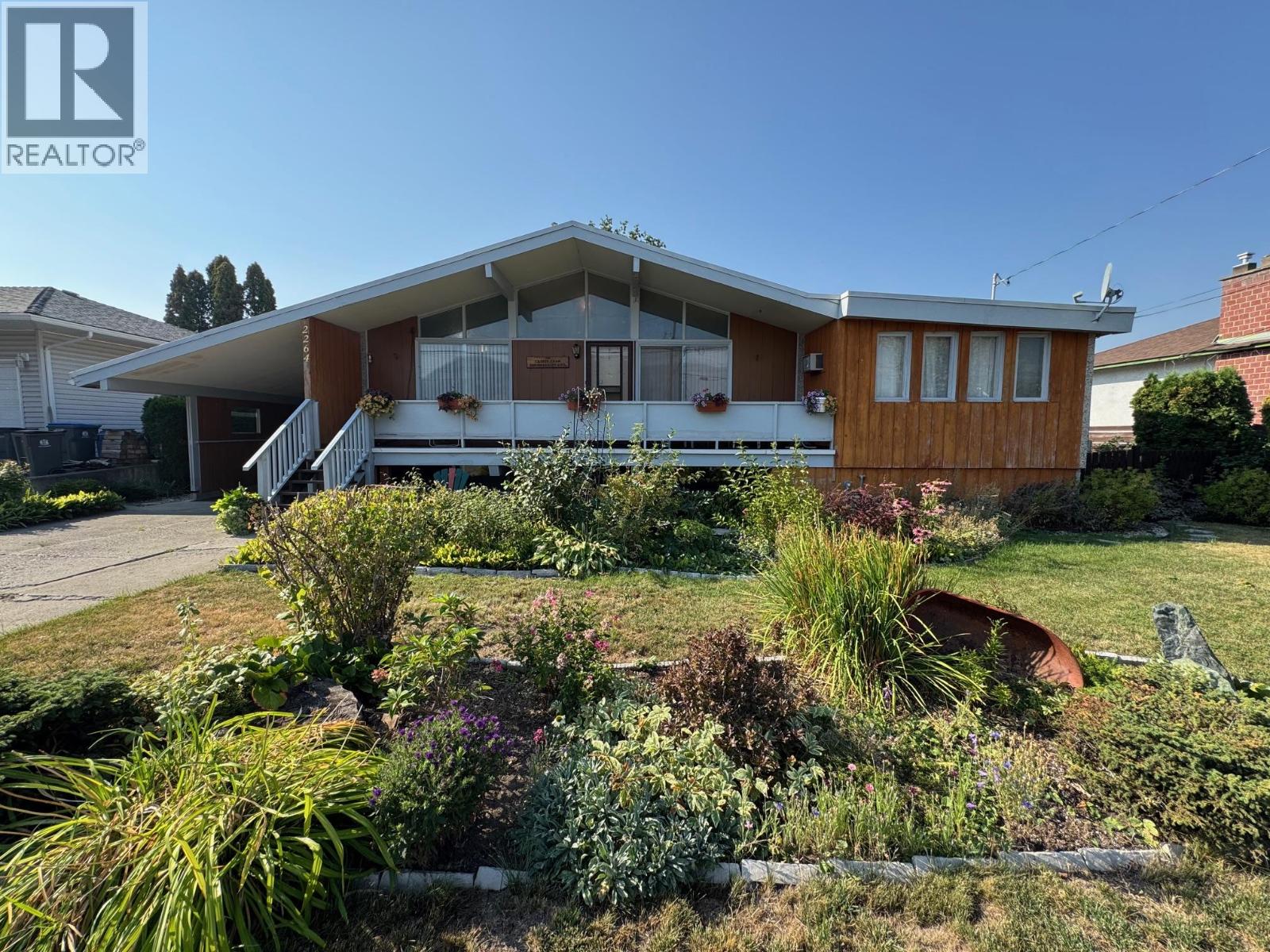 2264 Merritt Ave, Merritt, BC V1K 1B8