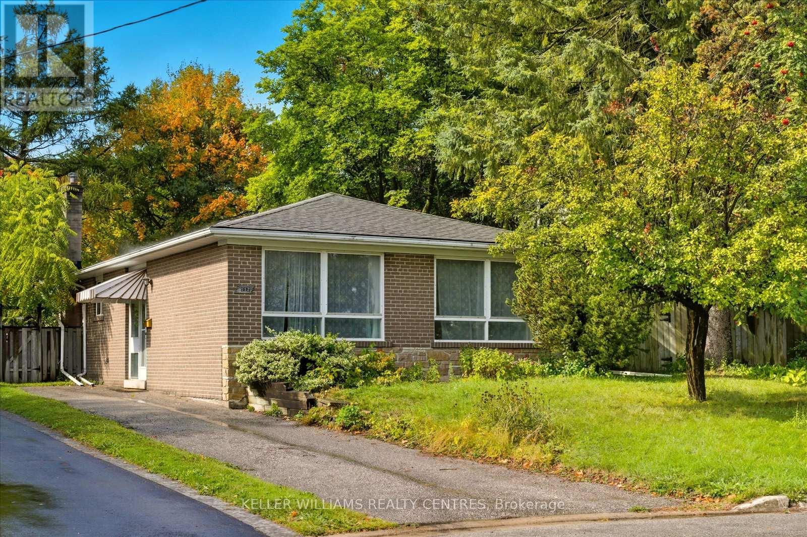 112 Eden Ct, Newmarket Huron Heights-leslie Valley, ON L3Y 2X5