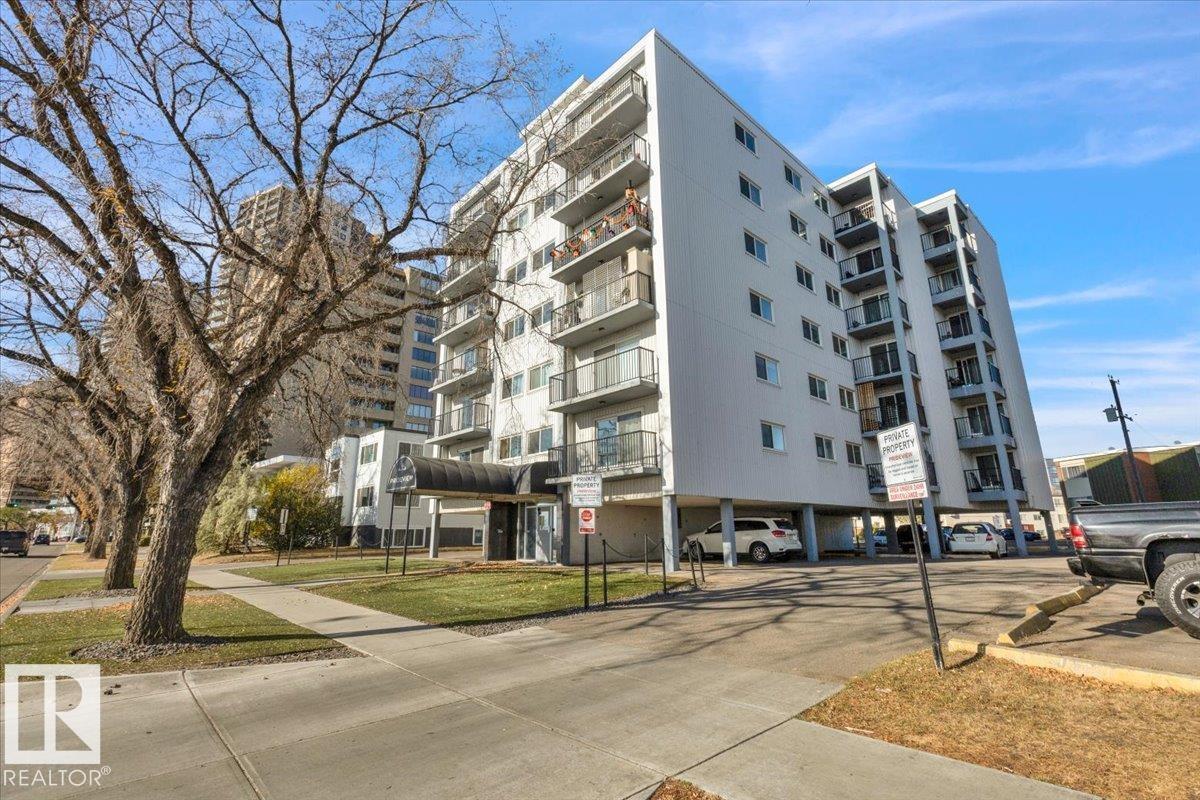 8310 Jasper Avenue #204, Edmonton, AB T5H 3S3