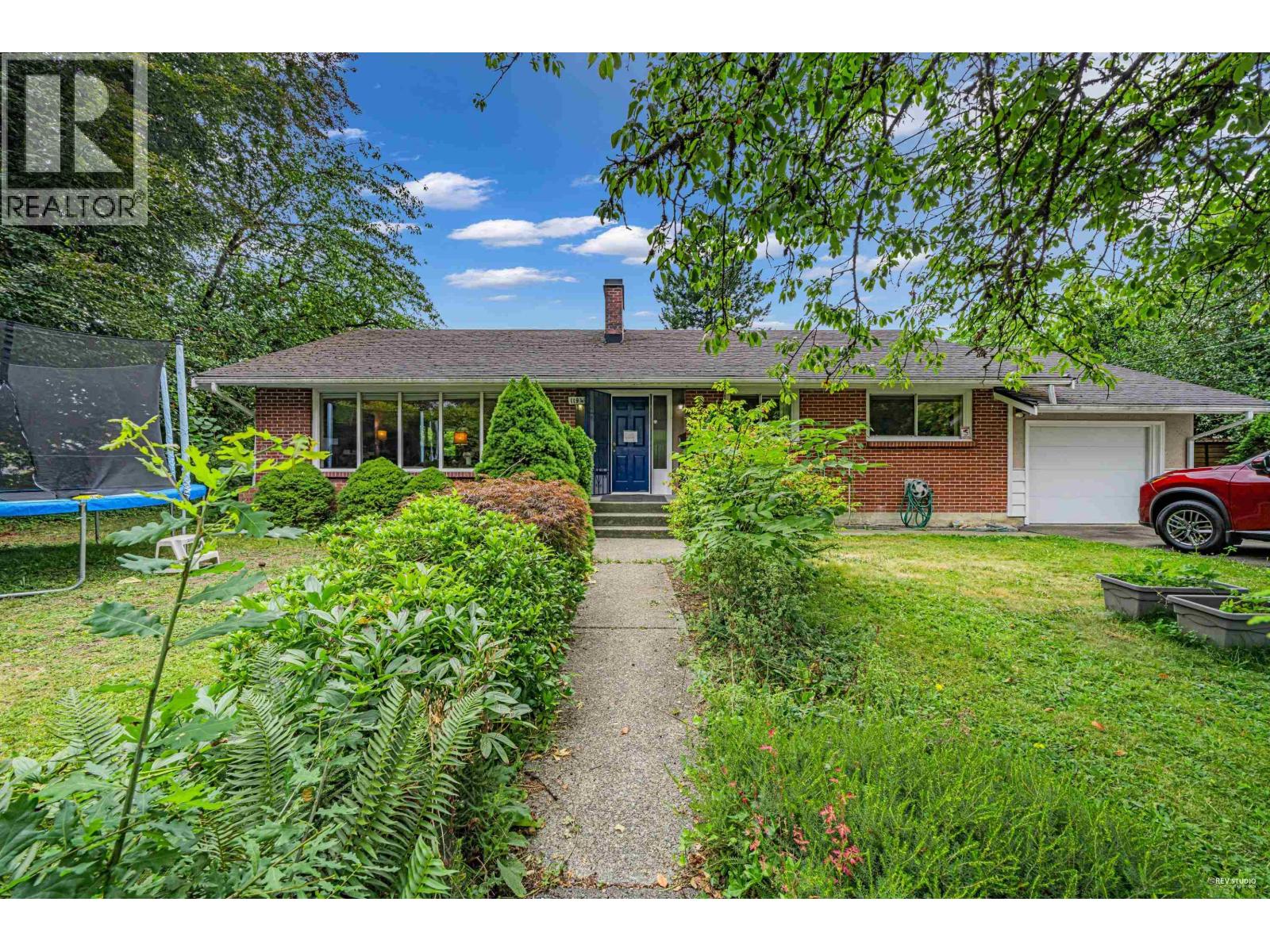 220 Street Unit 11949, Maple Ridge, BC V2X 5R3