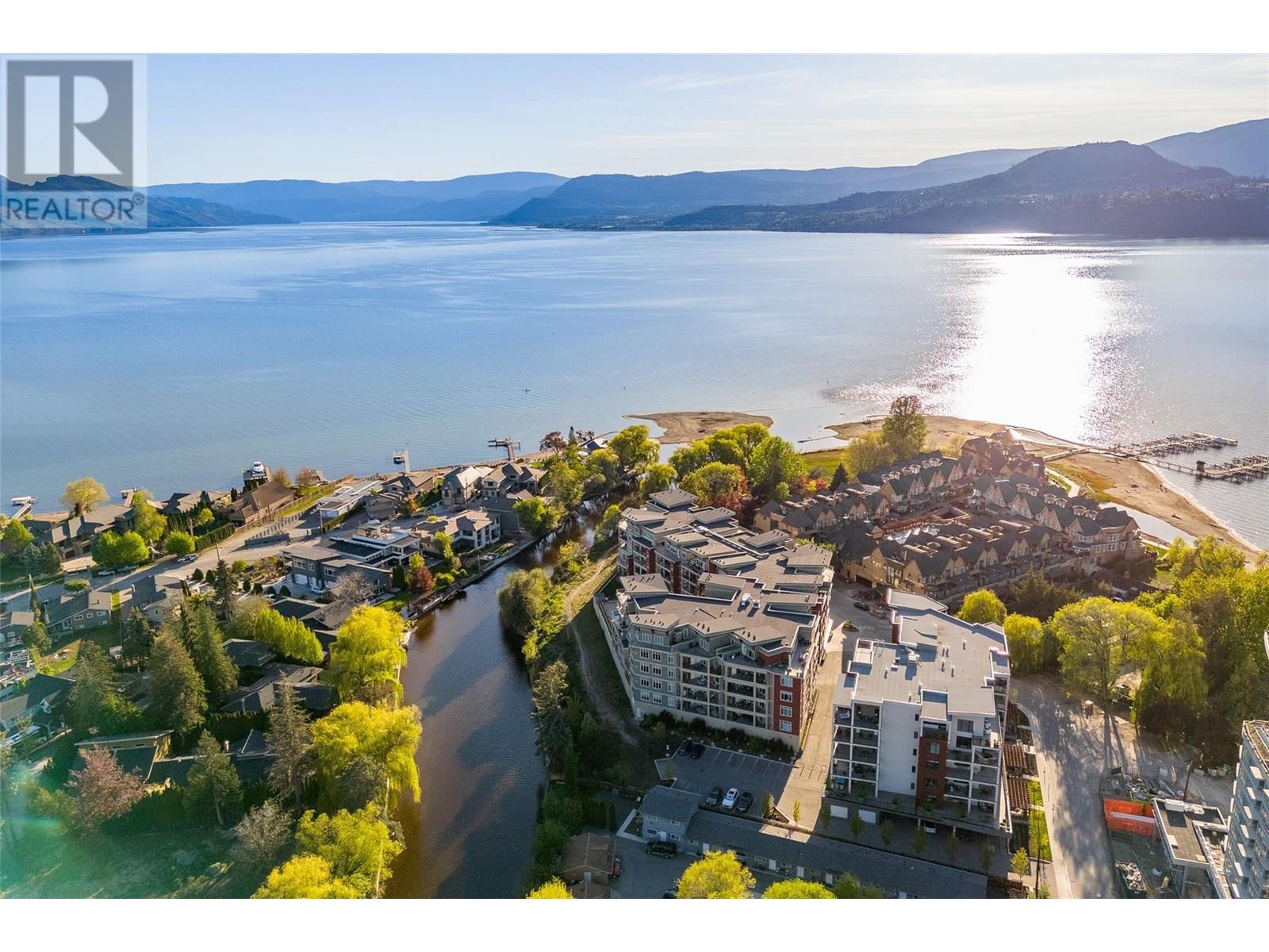 3865 Truswell Road Unit 401, Kelowna, BC V1W 3K9