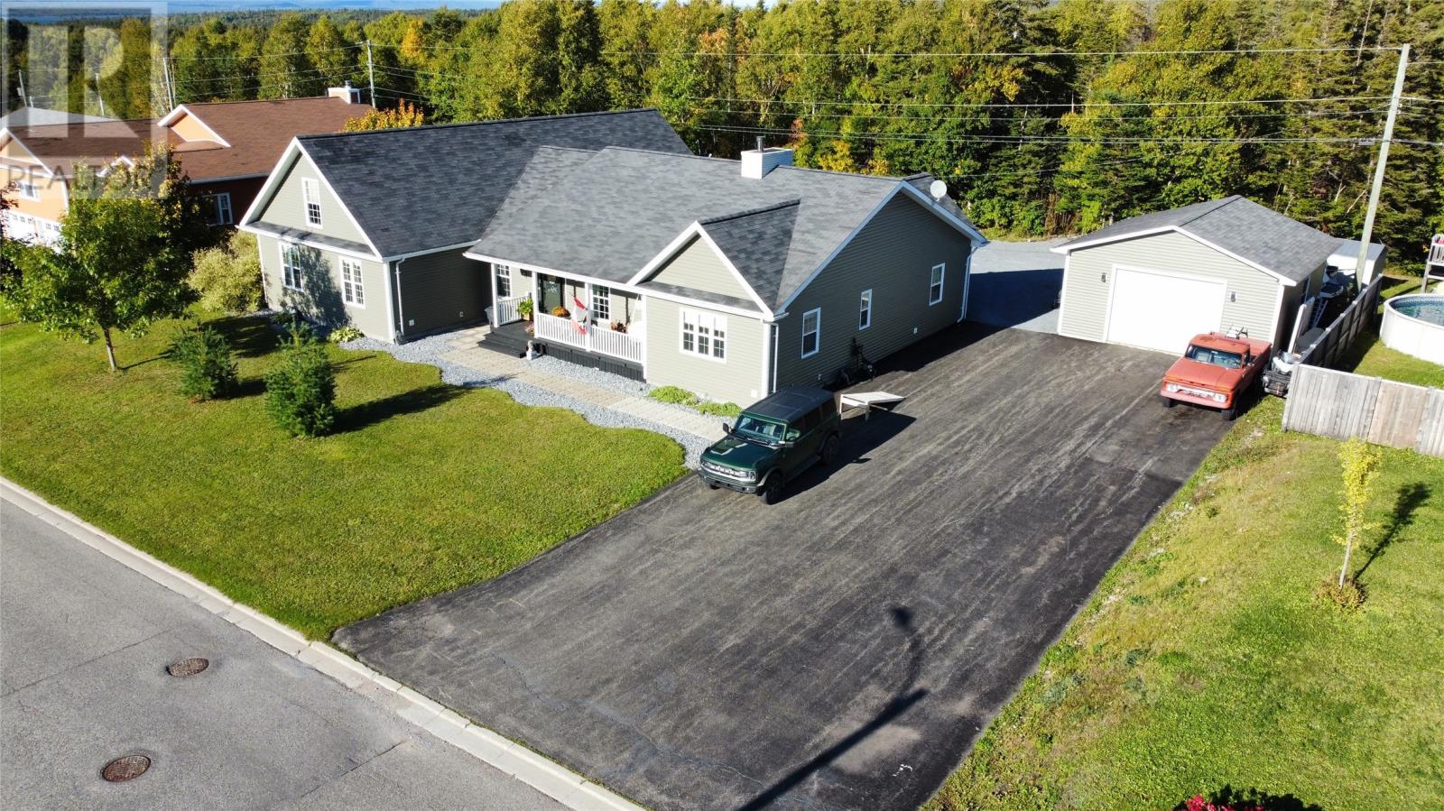 27 Wagg Pl, Pasadena, NL A0L 1K0