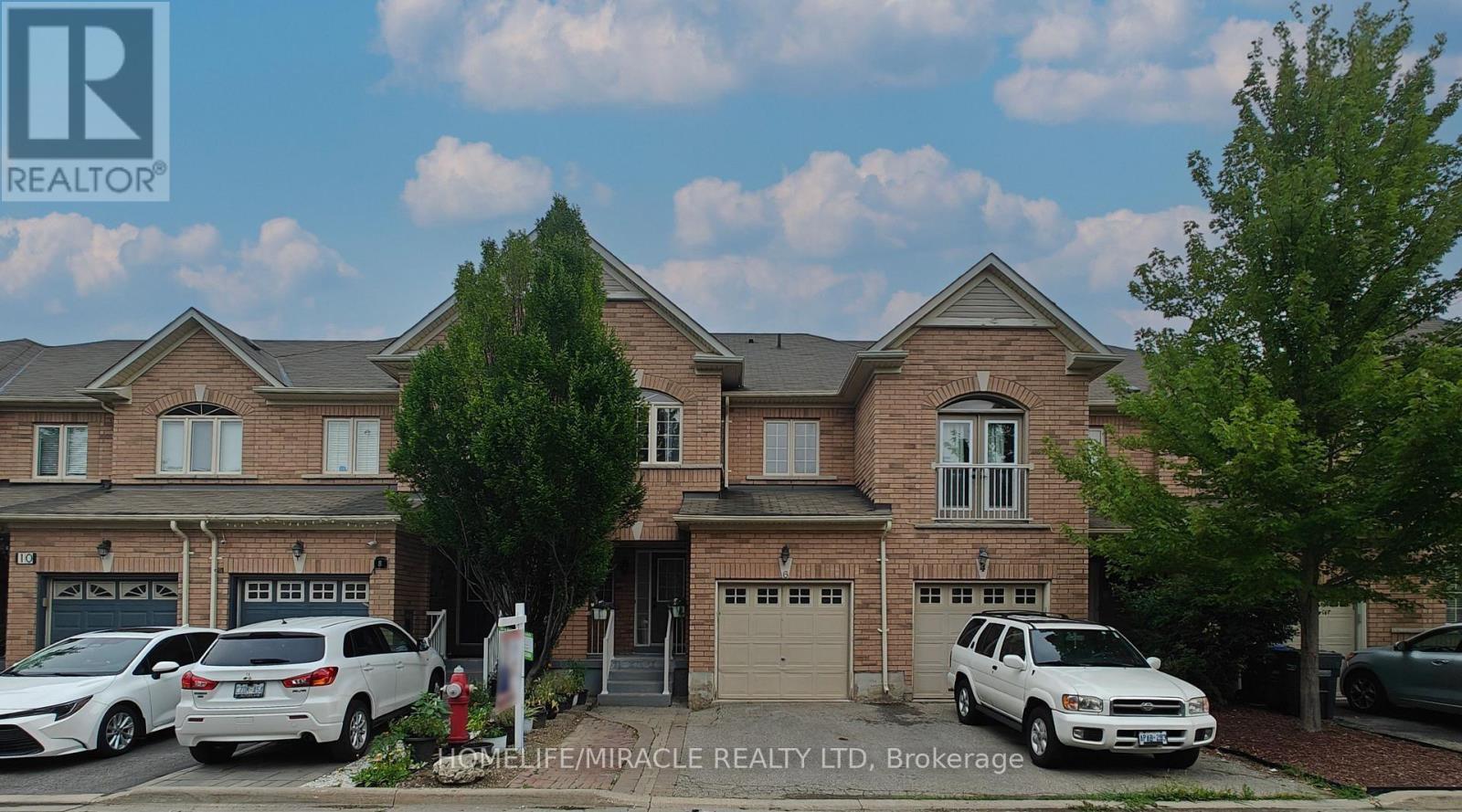 6 September Pl, Brampton, ON L6R 0L8
