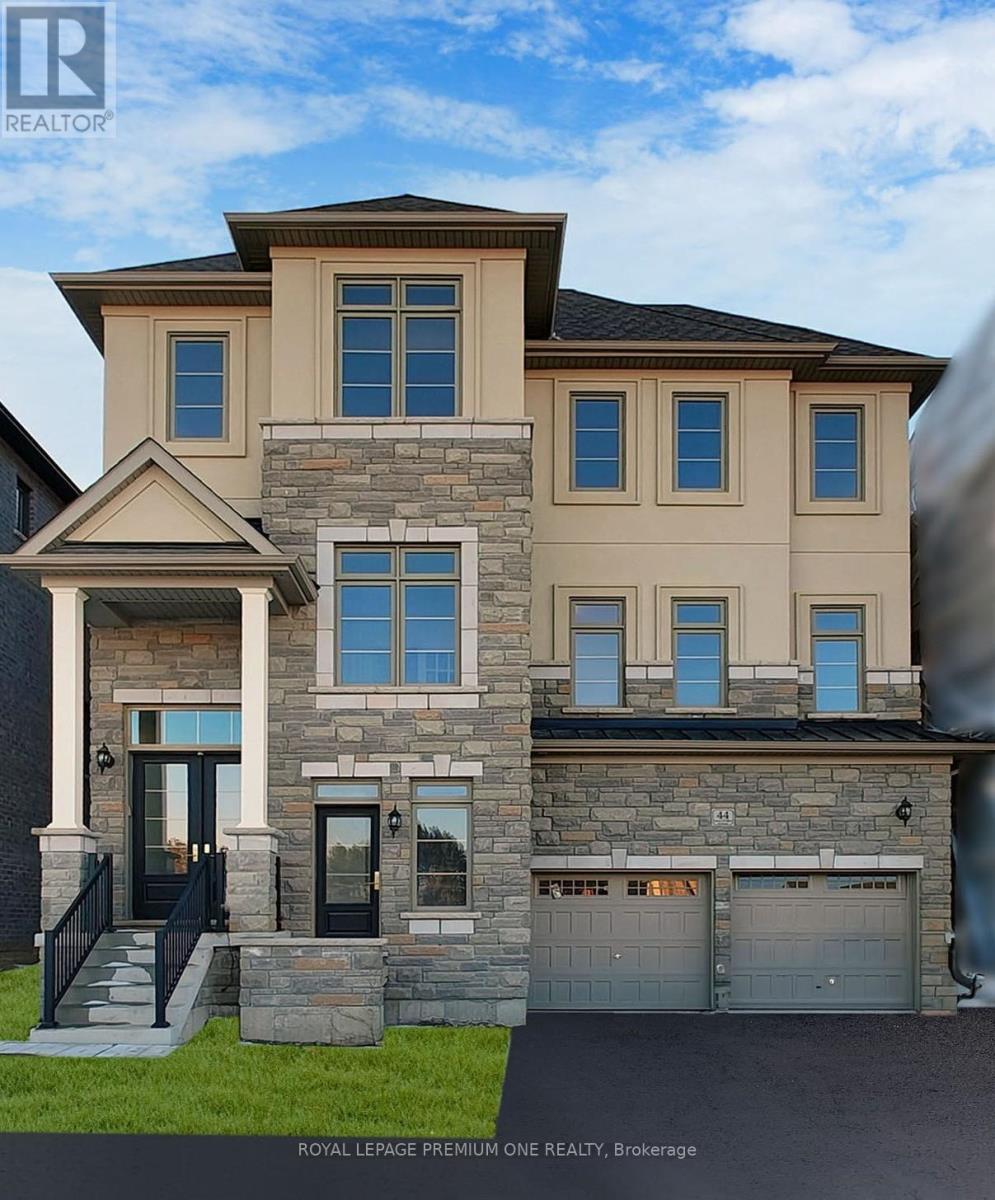 44 James Walker Ave, Caledon Caledon East, ON L7C 1R5