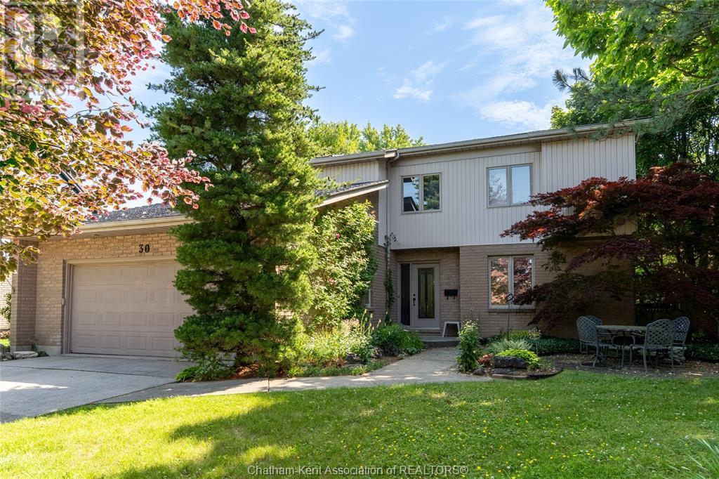 30 Cramar Cres, Chatham, ON N7M 6G3