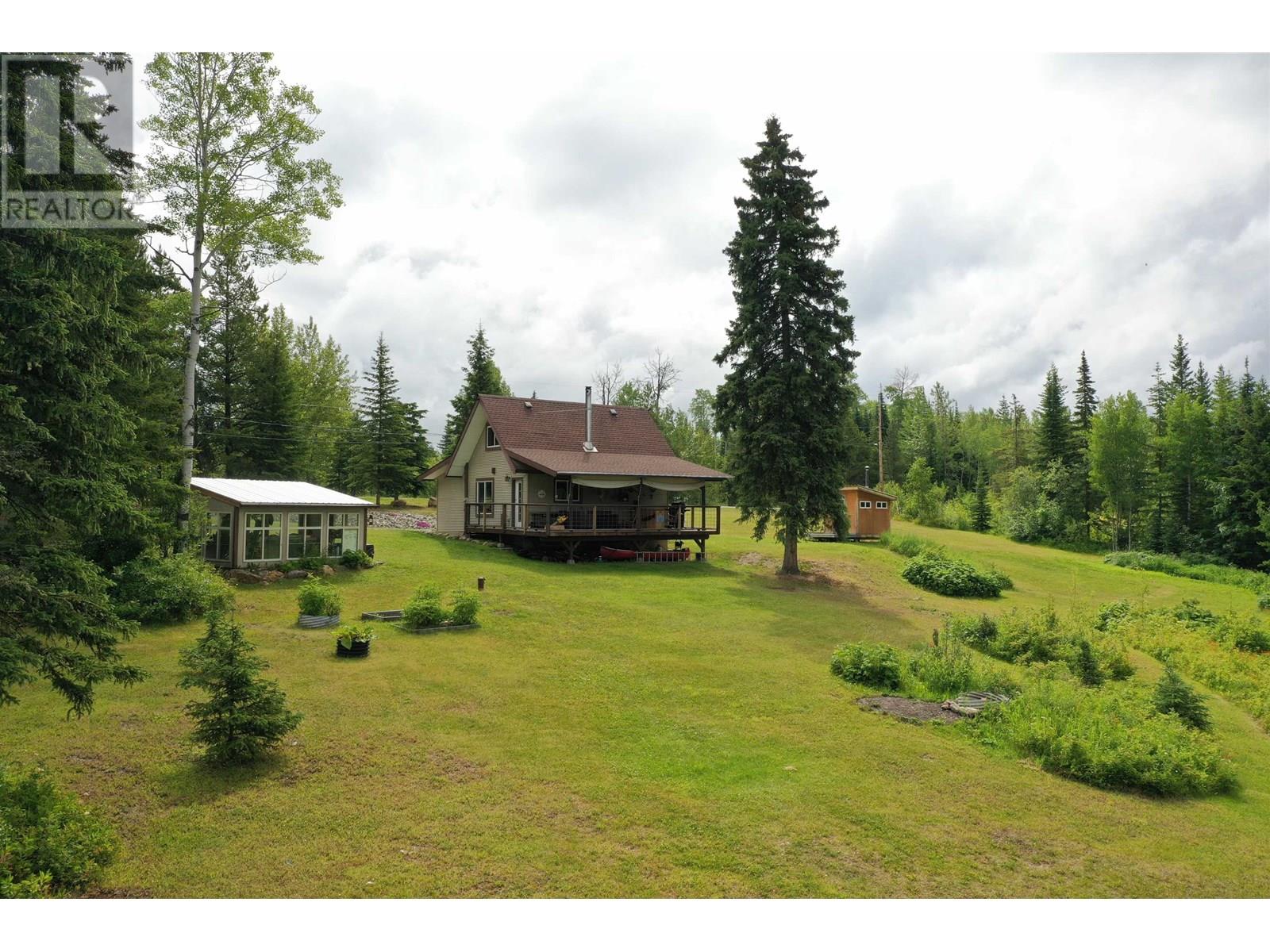 4793 Pollard Rd, Quesnel, BC V2J 6X5