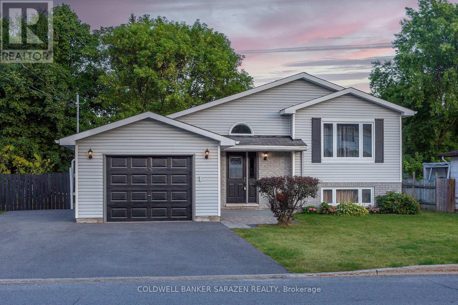 28 Landrigan St, Arnprior, ON K7S 2S6
