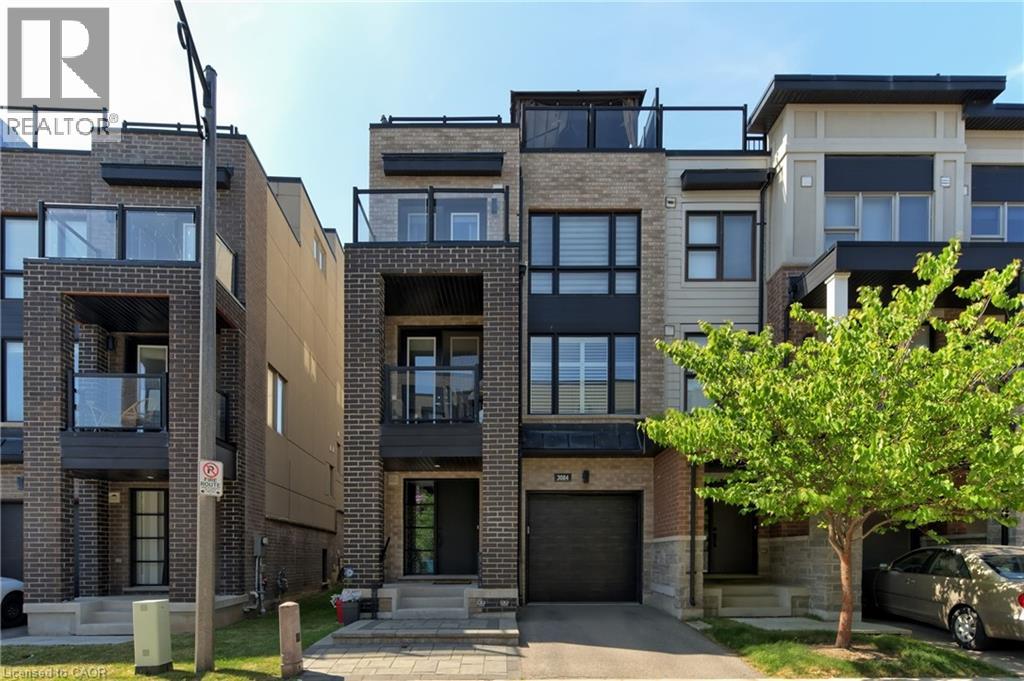 3084 Cascade Common, Oakville, ON L6H 0R7