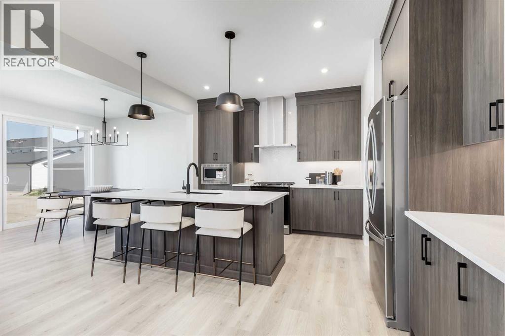 4055 Sawgrass St NW, Airdrie, AB T4B 5V4