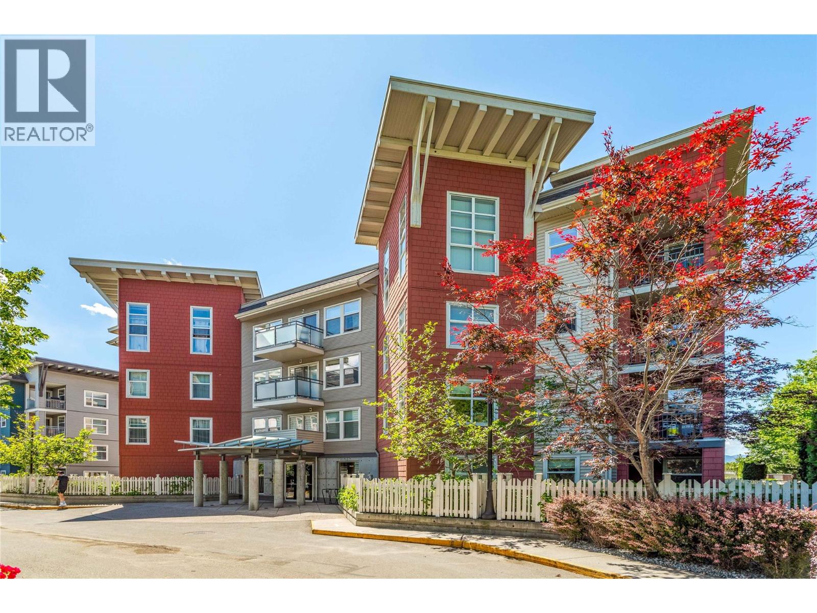 555 Yates Road Unit 200, Kelowna, BC V1V 2V2