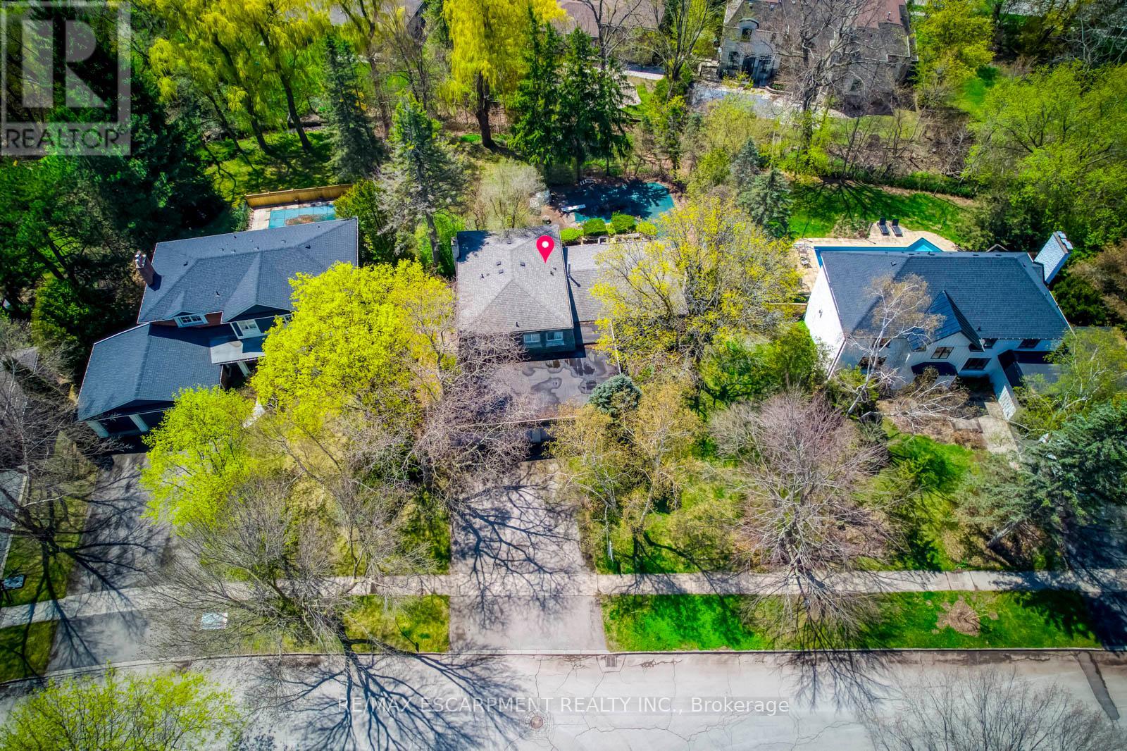 170 Cavendish Ct, Oakville, ON L6J 5S2