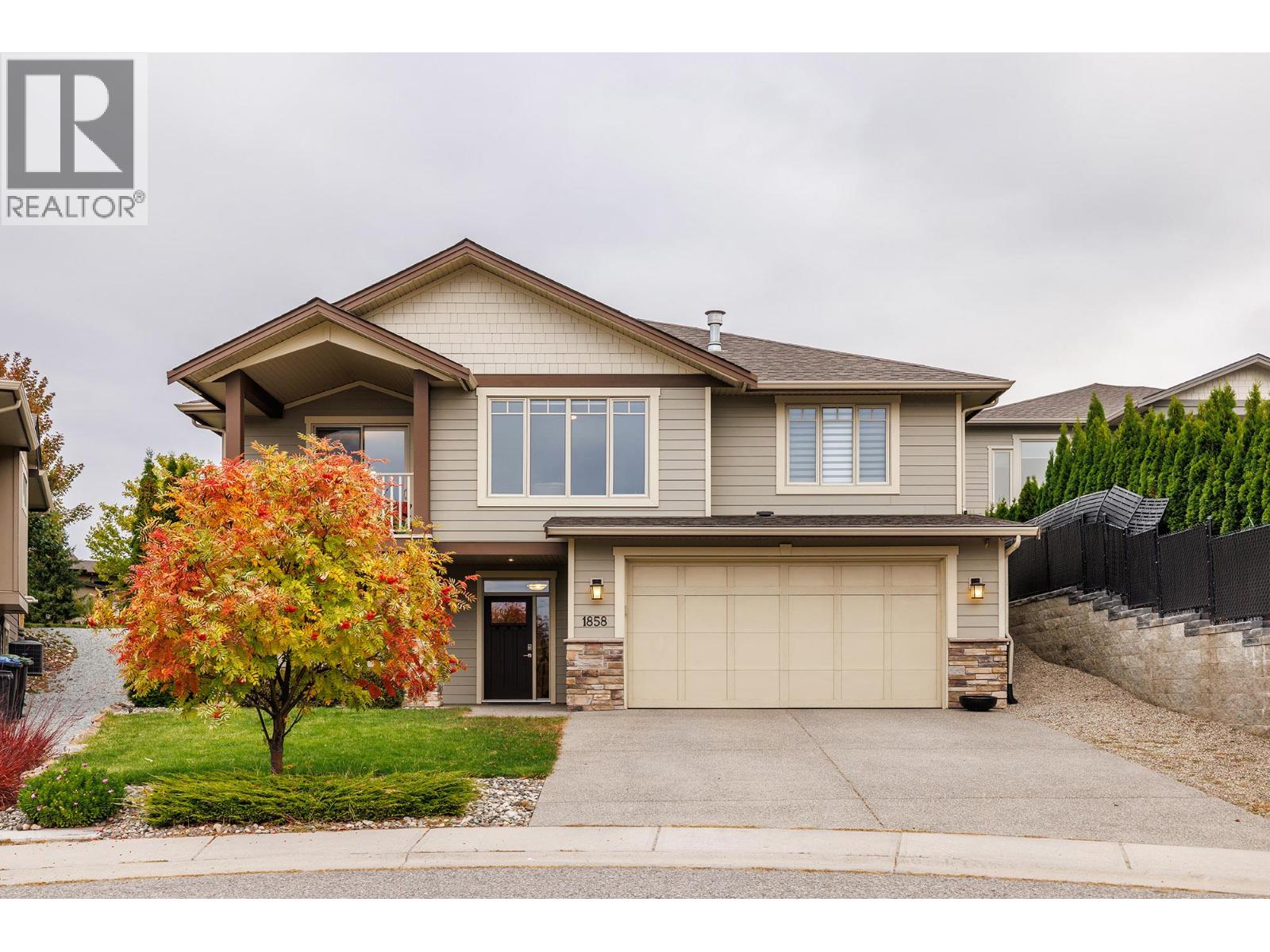 1858 Split Rail Pl, Kelowna, BC V1P 1R1