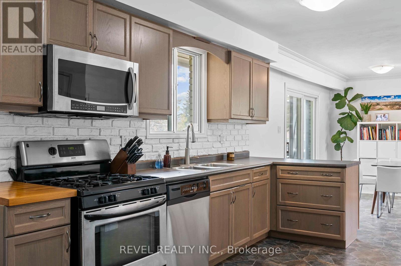 108 Jane St, Shelburne, ON L9V 2W8