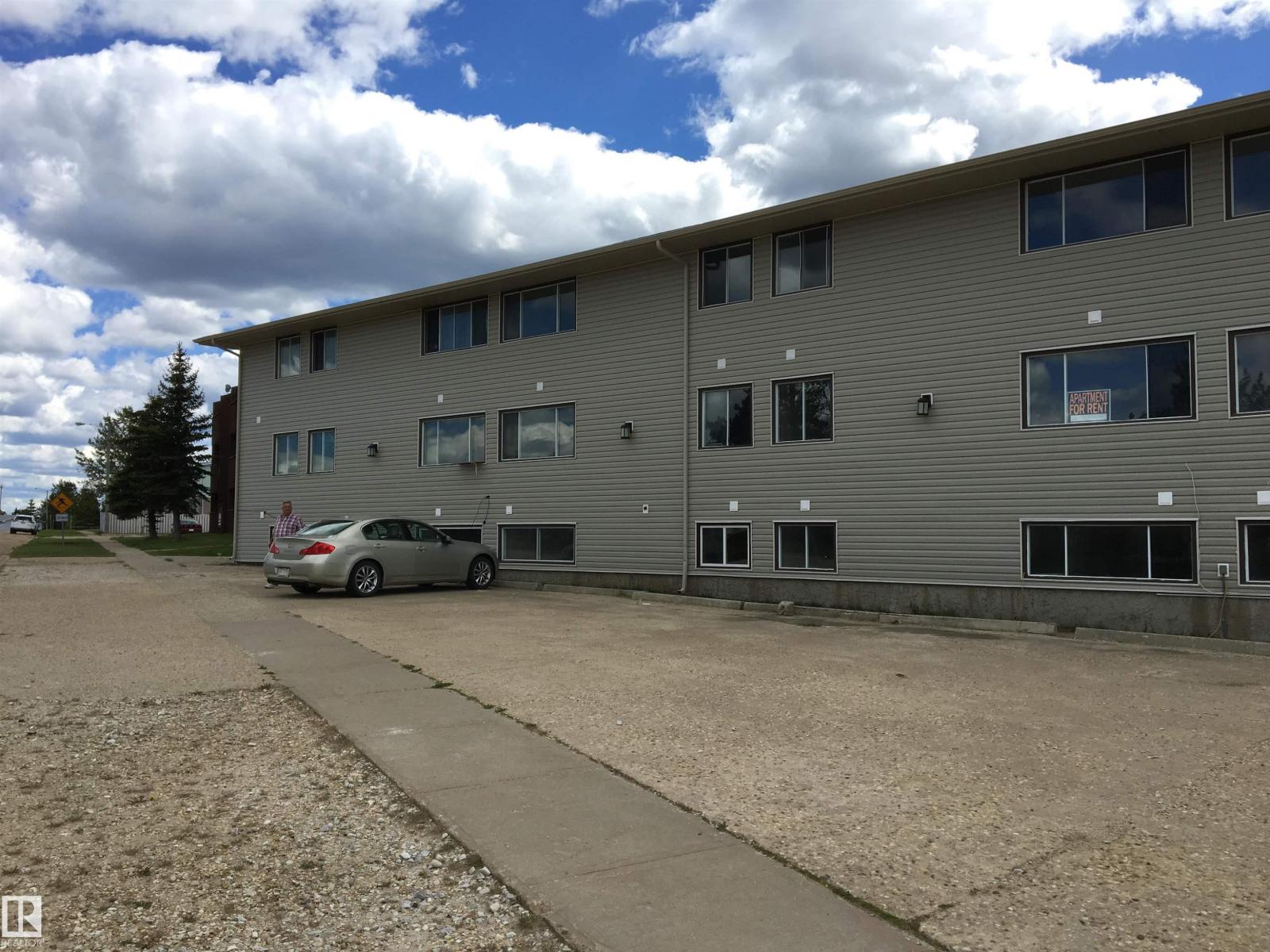 4943 Chalmers Ave, Swan Hills, AB T0G 2C0