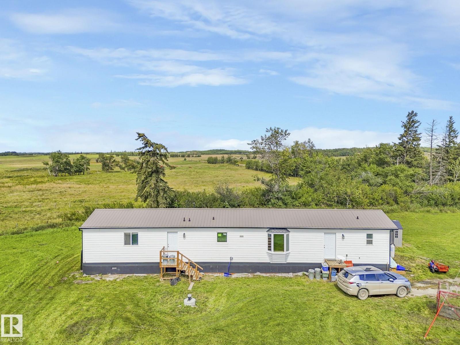 56432 Hwy 777, Rural Barrhead County, AB T7N 0L6