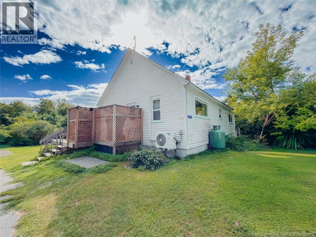 10107 Route 105, Beechwood, NB E7J 2A5