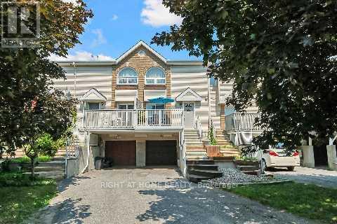 85 Thornbury Cres, Ottawa, ON K2G 6C4