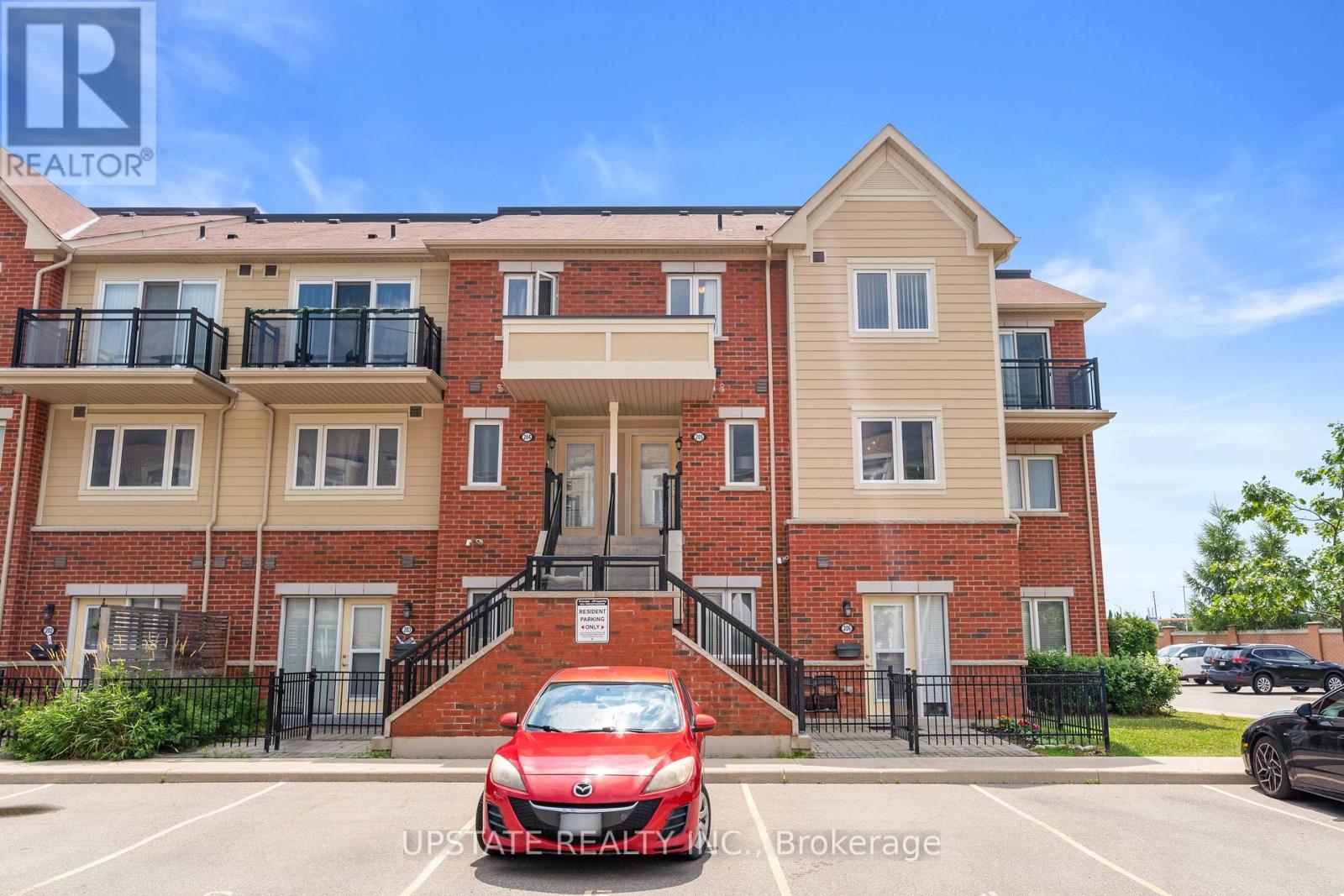 205 250 Sunny Meadow Blvd, Brampton Sandringham-wellington, ON L6R 2Y7