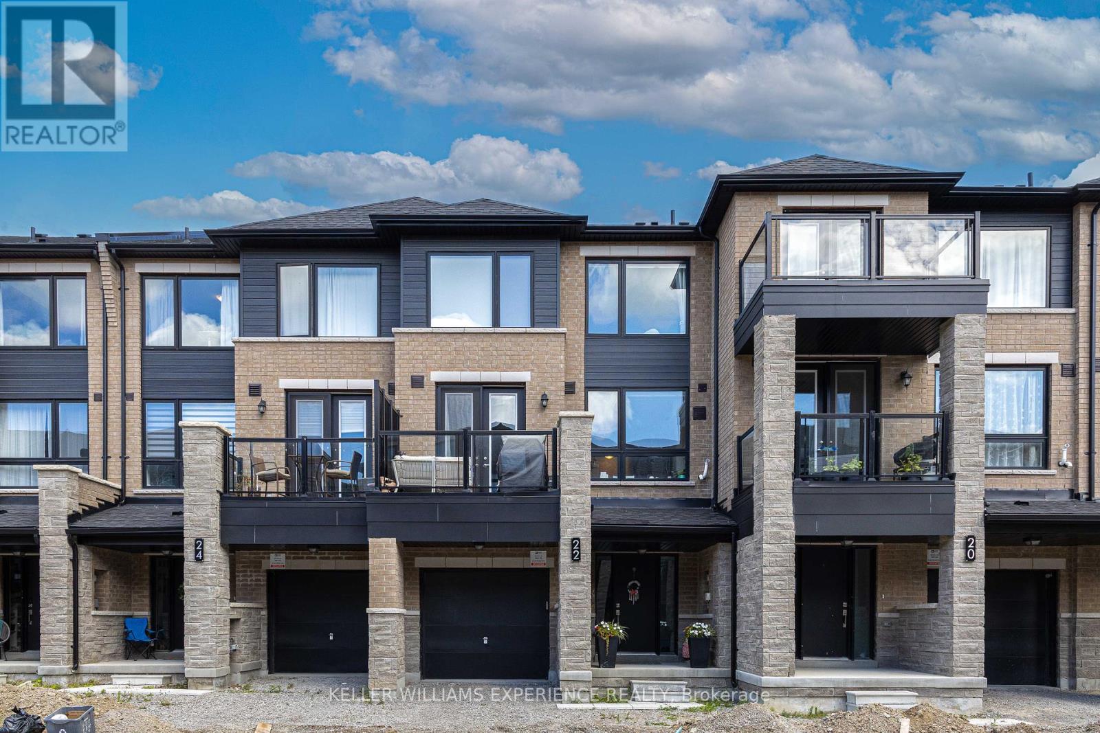22 Red Maple Ln, Barrie Innis-shore, ON L9J 0N4
