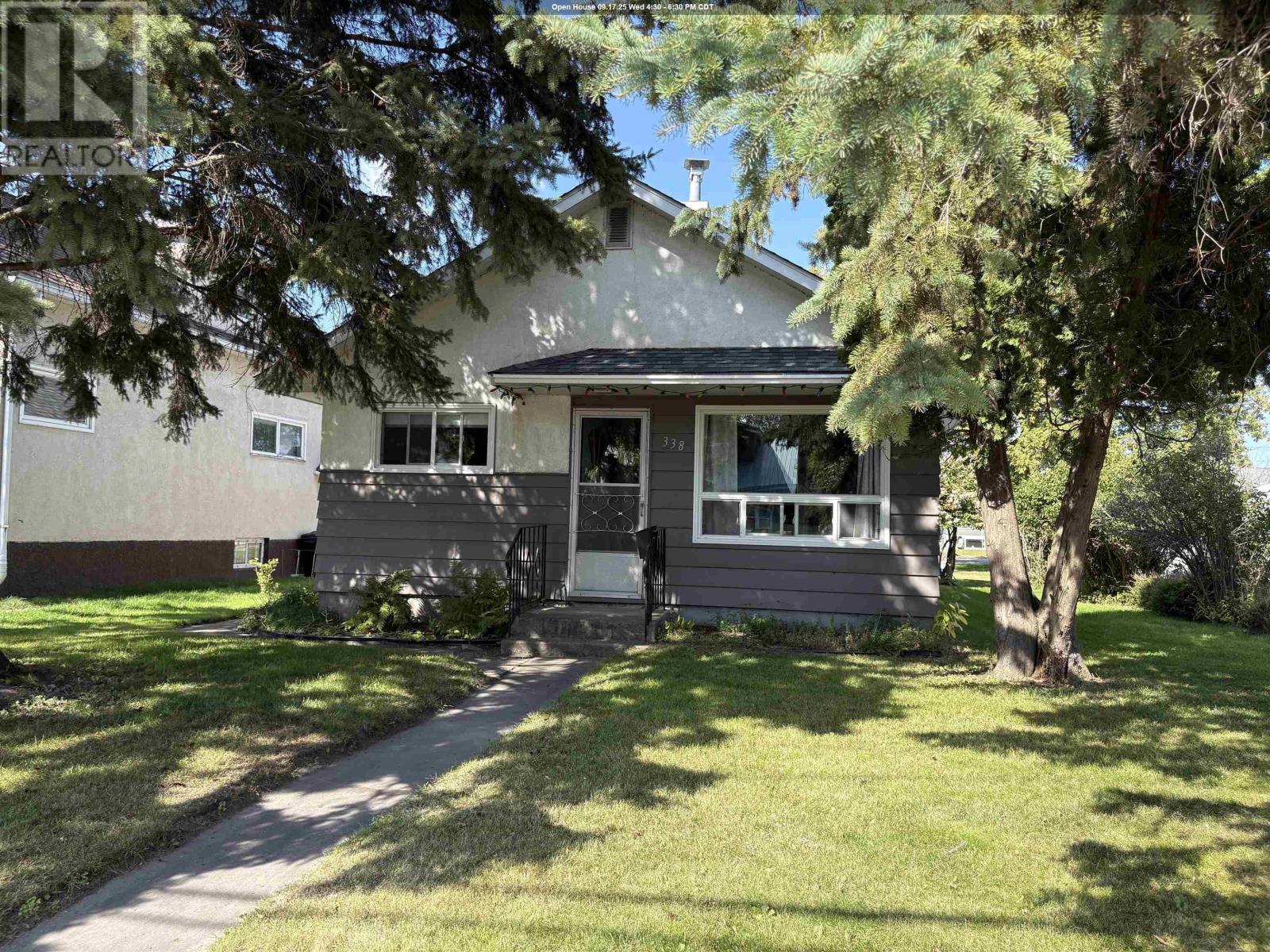 338 Third St W, Fort Frances, ON P9A 3A7