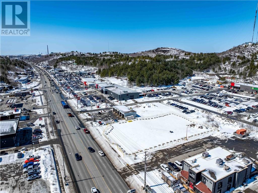 1050 Kingsway Ave, Sudbury, ON P3B 2E5
