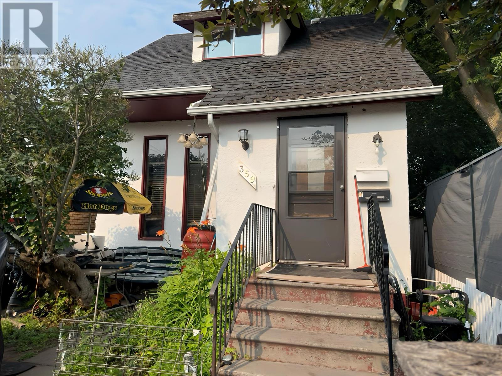359 Mckellar St N, Thunder Bay, ON P7C 3Z8