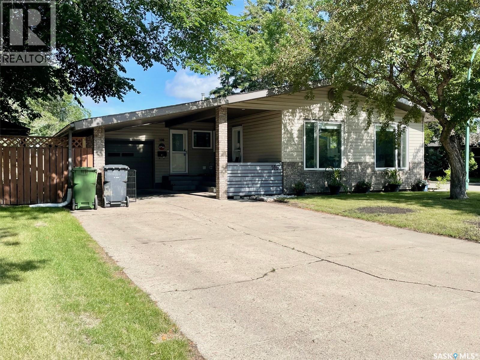 106 Circlebrooke Dr, Yorkton, SK S3N 2S4
