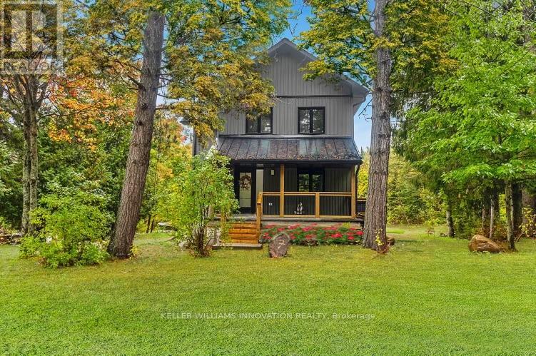 127 Paradise Rd, South Algonquin, ON K0J 2M0