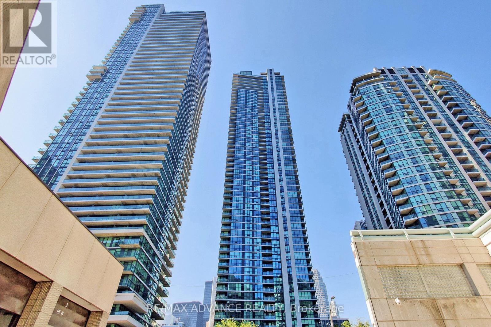 4713 33 Bay St, Toronto, ON M5J 0A3