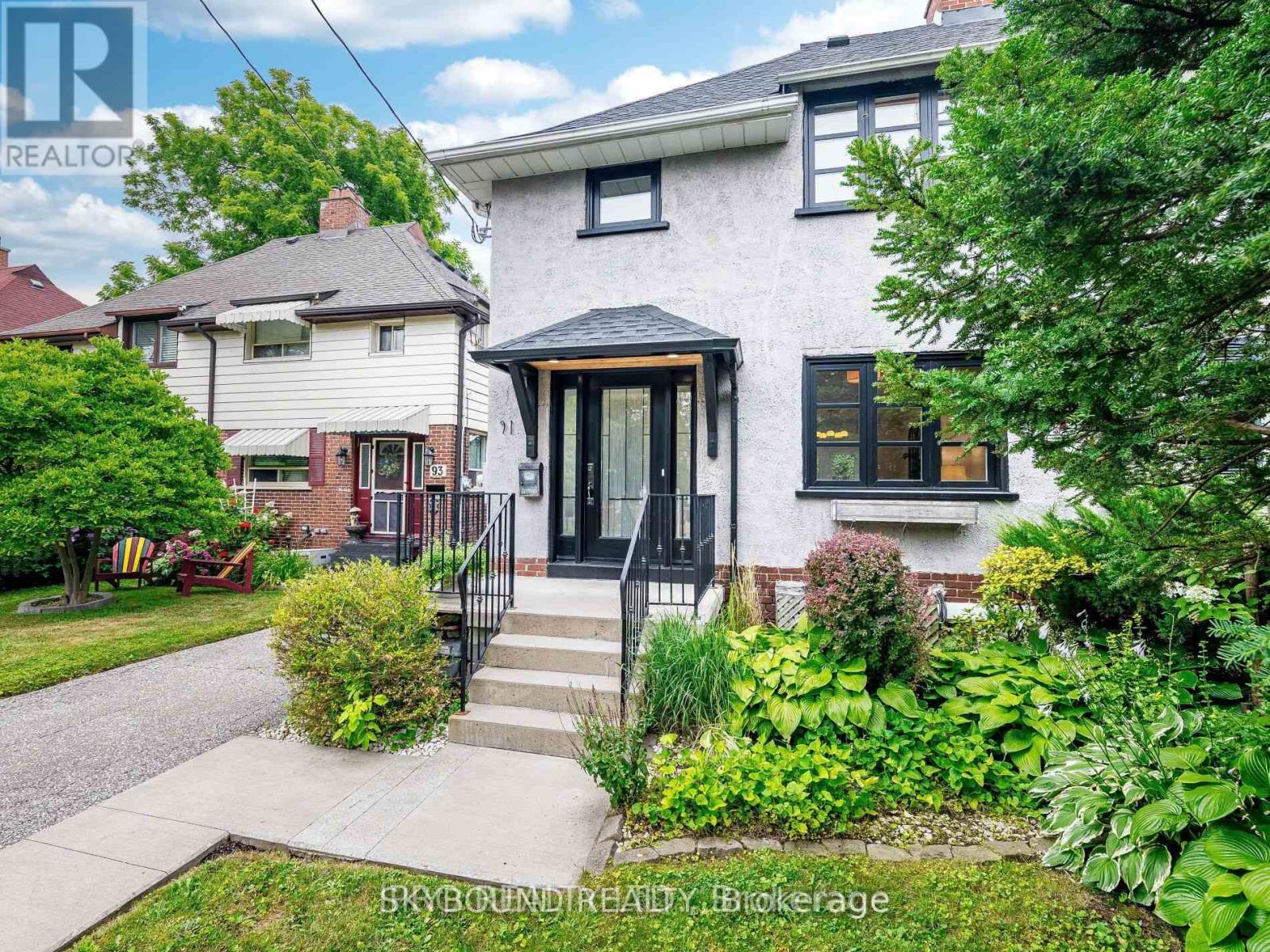 91 Eighth St, Toronto, ON M8V 3C5