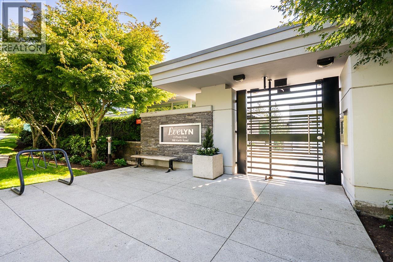988 Keith Road Unit 101, West Vancouver, BC V7T 1M3