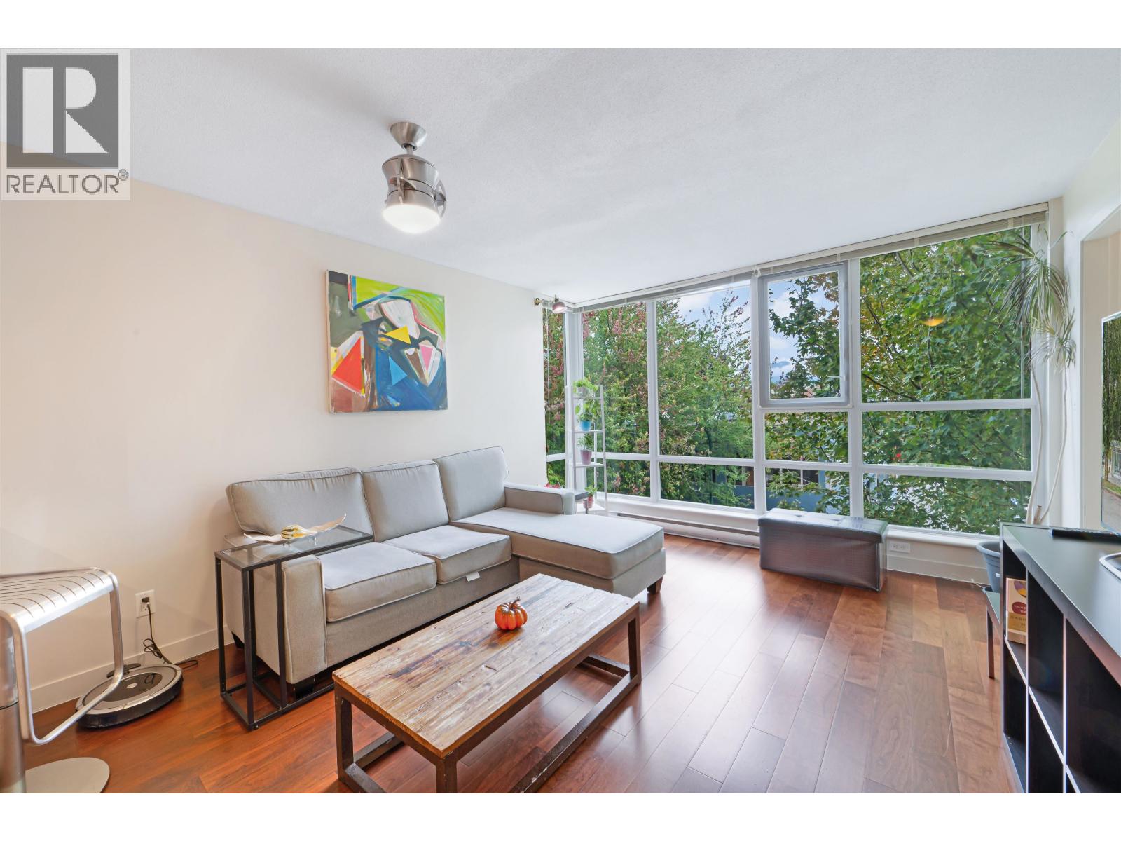 1808 W 3rd Avenue Unit 302, Vancouver, BC V6J 0C4