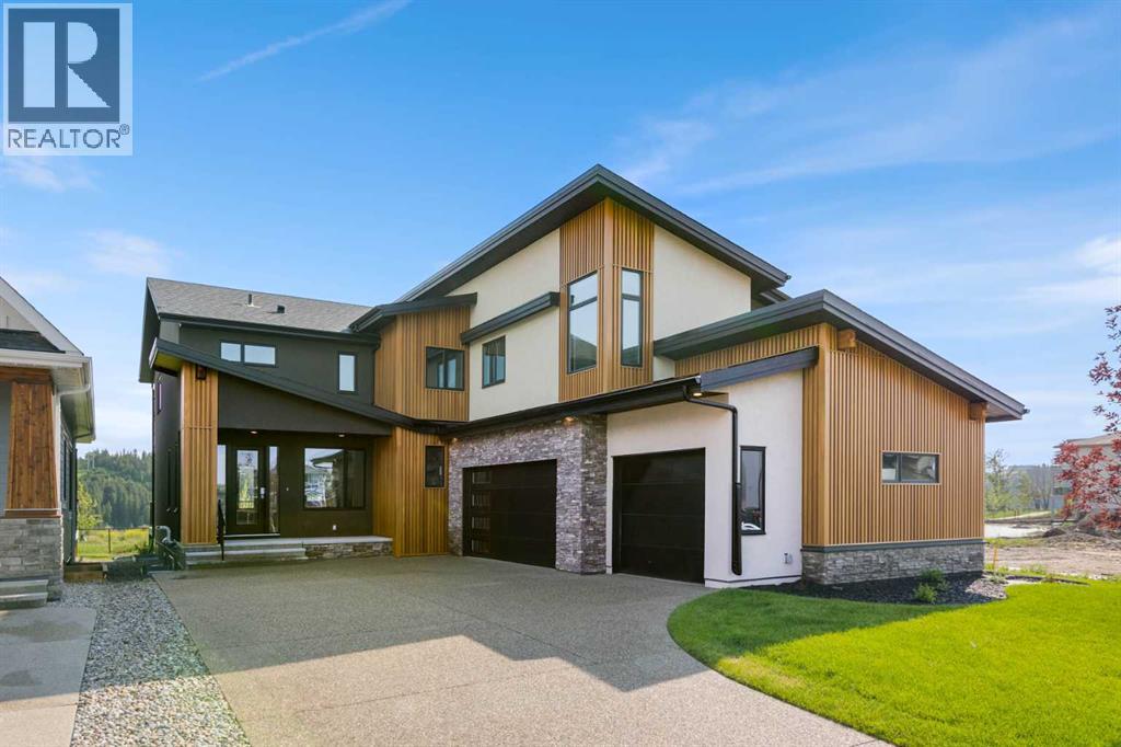 237 Rowmont Dr NW, Calgary, AB T3L 0L4