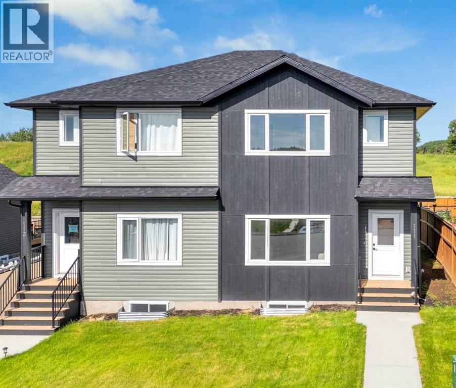 111 Gray Close, Sylvan Lake, AB T4S 0W4