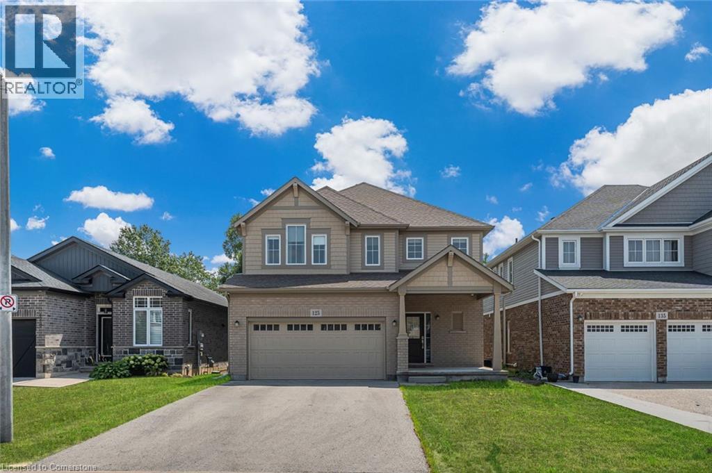 125 Monarch St, Welland, ON L3B 5N8