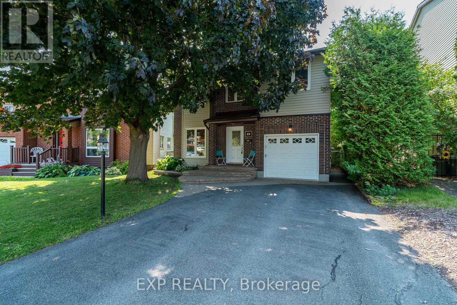 80 Coolspring Cres, Ottawa, ON K2E 7M8