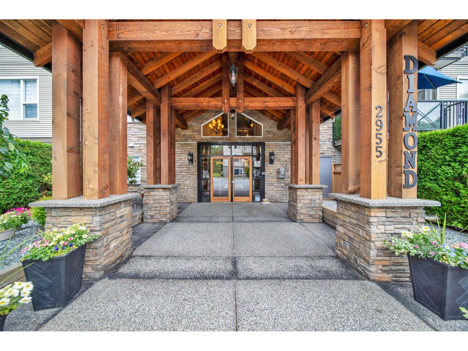 2955 Diamond Crescent Unit 209, Abbotsford, BC V2T 2L5