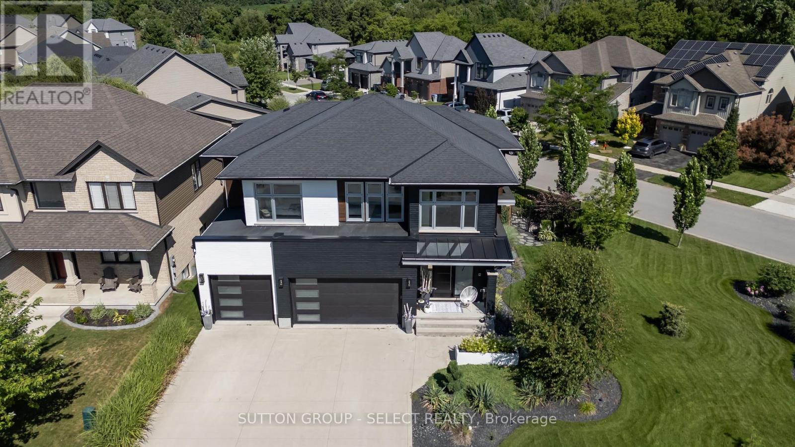 7 Valleyview Cres, Middlesex Centre, ON N0L 1R0